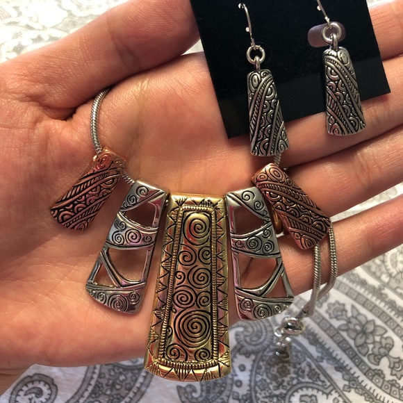 ⬇️ 5 tier pendent set - multi tone - Picture 4 of 5